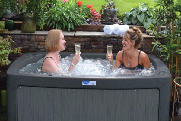 Masažni bazen za 2 osebi Rotospa